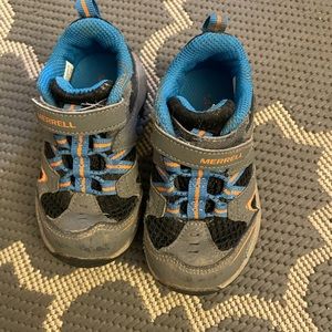 Merrell jr trailchaser hiking shoes size 6.5